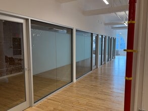 584-590 Broadway, New York, NY for lease Interior Photo- Image 2 of 8