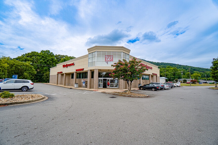 3550 Broad St, Chattanooga, TN for sale - Building Photo - Image 3 of 6