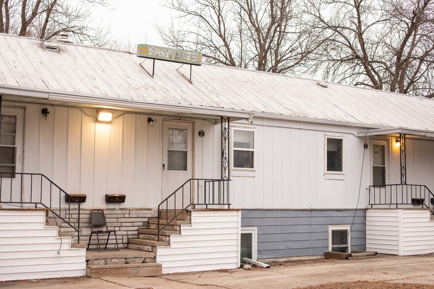 1220 N Front St, Crookston, MN for sale - Primary Photo - Image 1 of 36