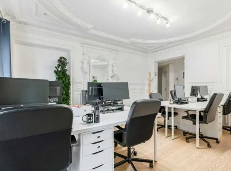Coworking Space in Paris for lease Interior Photo- Image 1 of 6