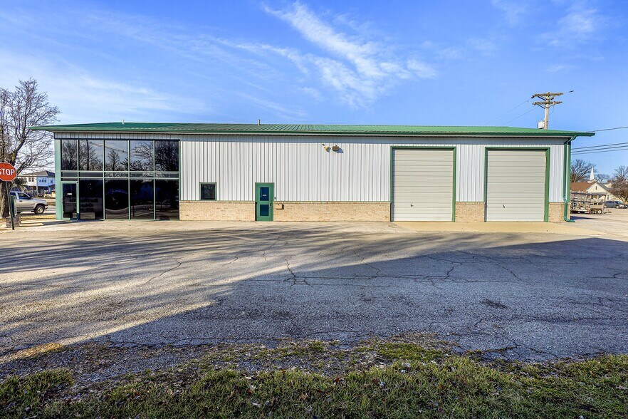 223 S Prairie St, Bethalto, IL for sale - Building Photo - Image 1 of 1