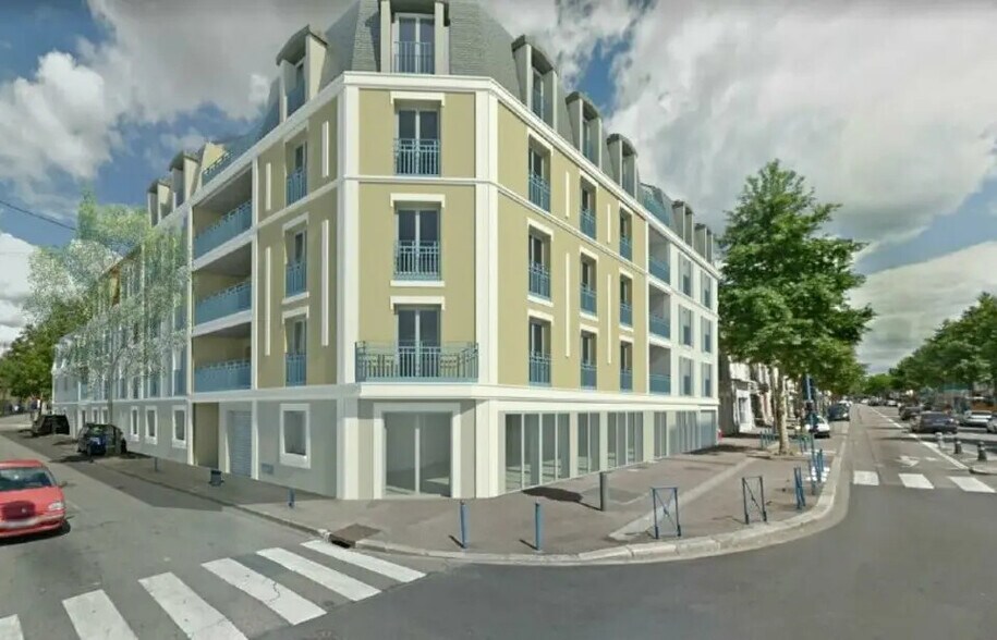 Retail in Mantes-la-Jolie for lease - Building Photo - Image 1 of 6