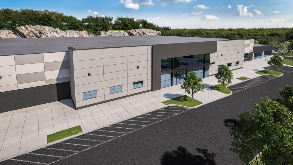 196 E Main St, Milford, MA for sale - Building Photo - Image 3 of 22