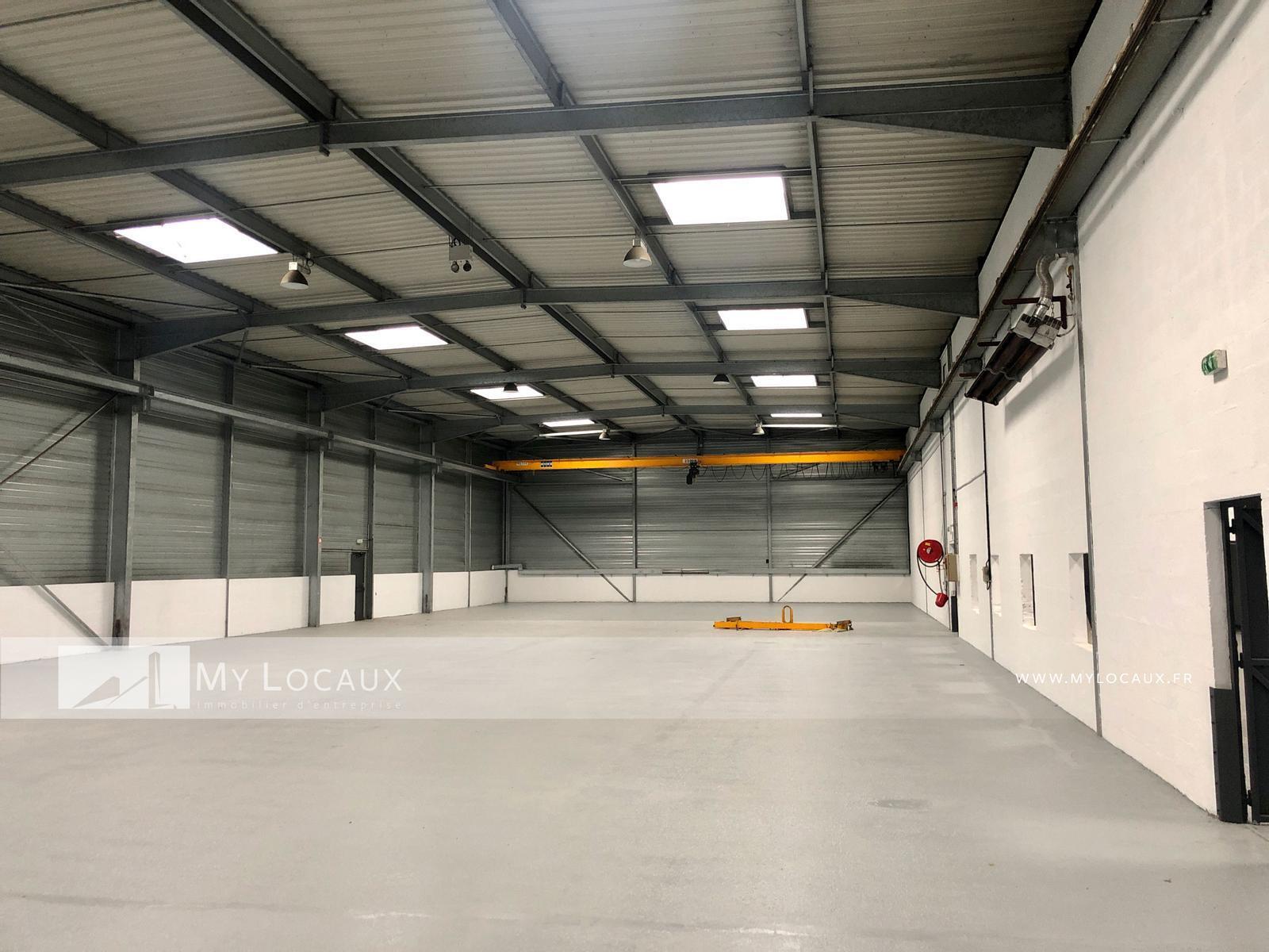 Industrial in Saint-Denis for lease Interior Photo- Image 1 of 7