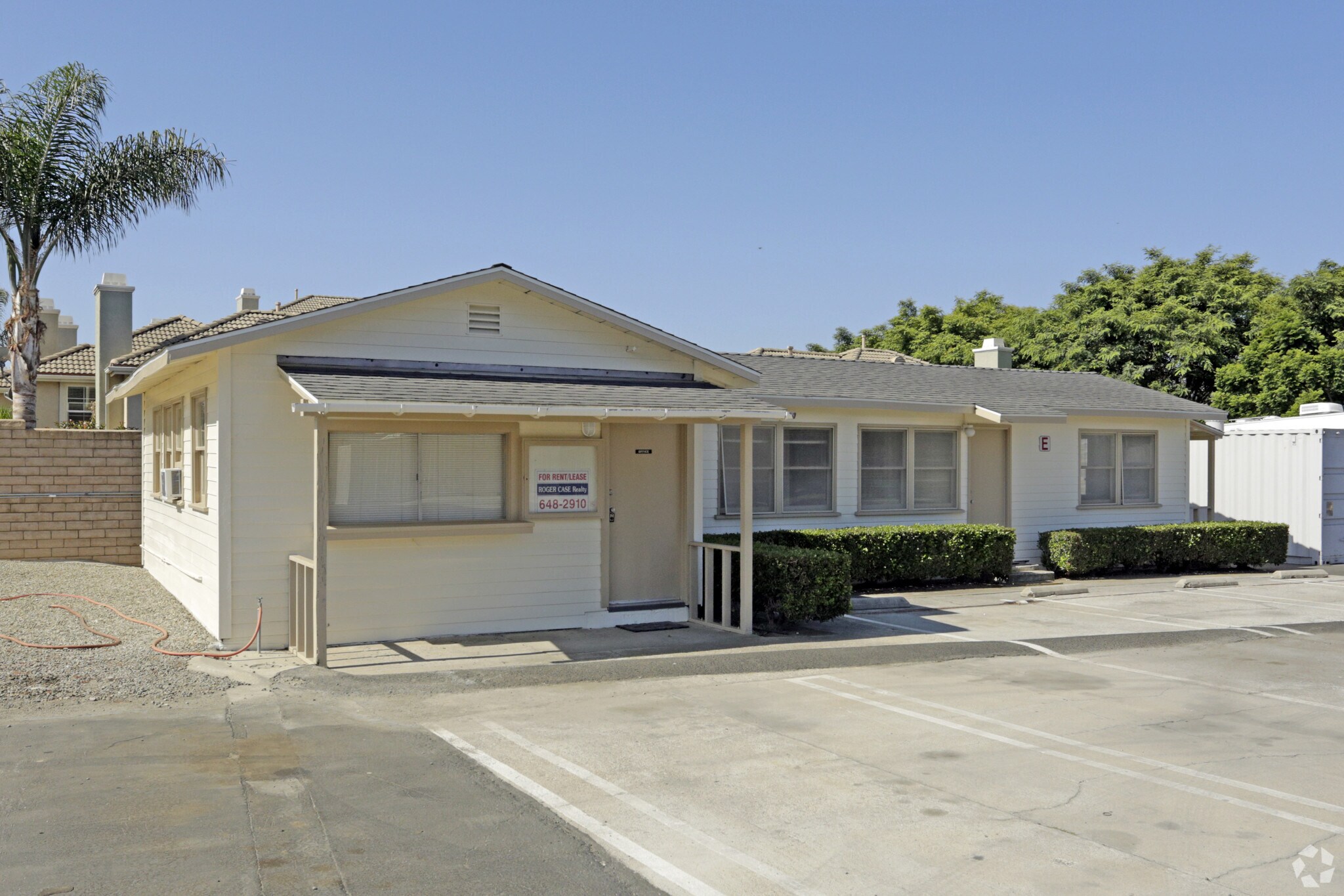 2457 N Ventura Ave, Ventura, CA for lease Building Photo- Image 1 of 9