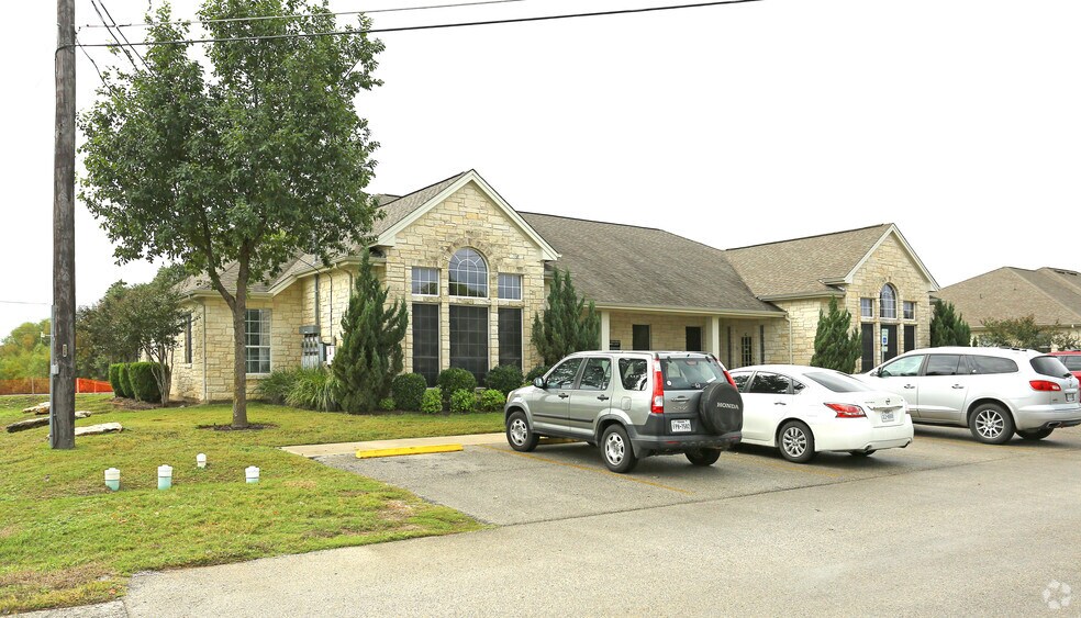 155 Cimarron Park Loop, Buda, TX 78610