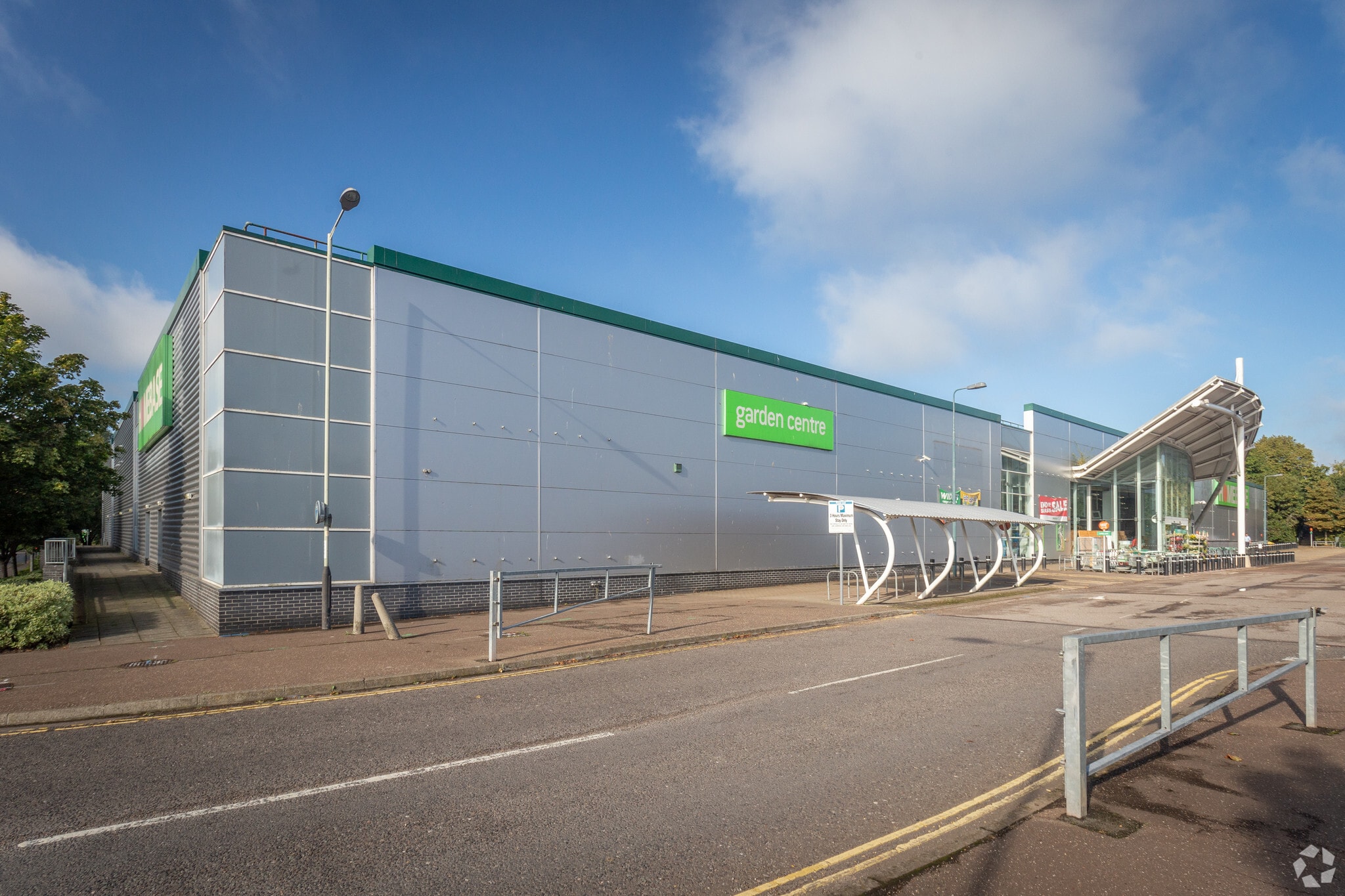 Hall Rd, Norwich for sale Primary Photo- Image 1 of 1