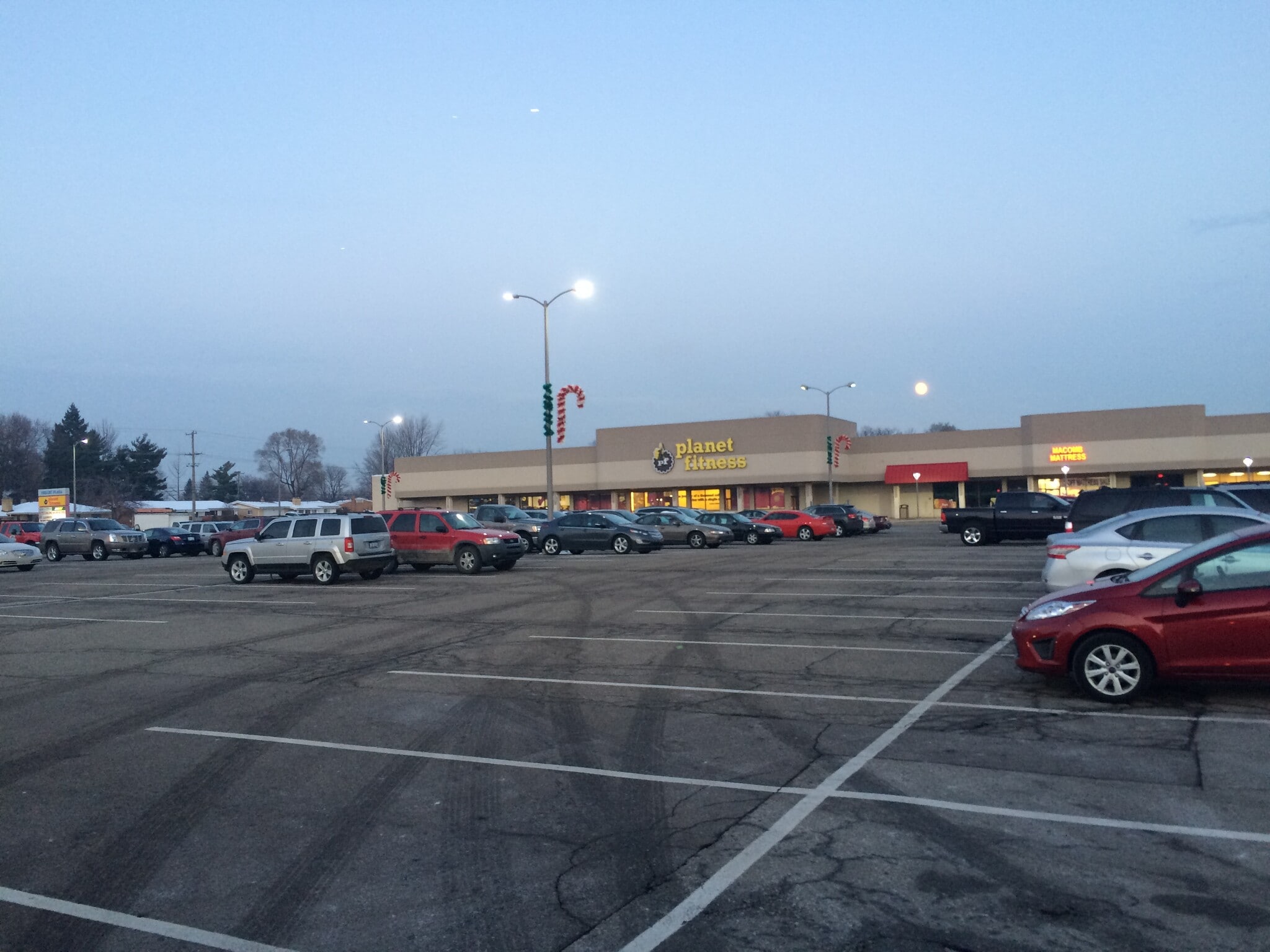 8204-8260 23 Mile Rd, Shelby Township, MI for lease Building Photo- Image 1 of 3