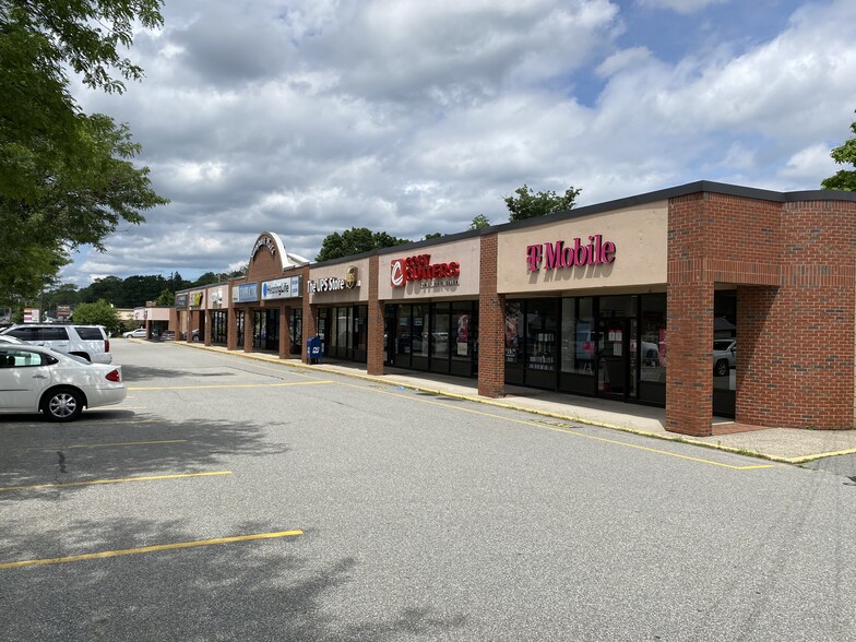 196 Main St, Stoneham, MA for lease - Building Photo - Image 2 of 4