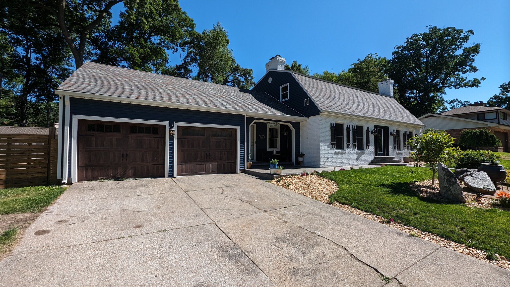 933 W Weber Sq, South Bend, IN for sale Building Photo- Image 1 of 26