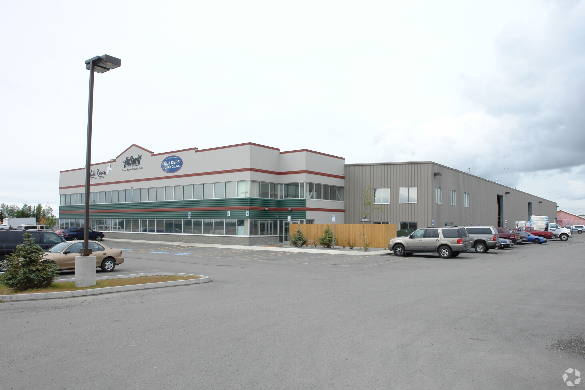 351 E 104th Ave, Anchorage, AK for sale Primary Photo- Image 1 of 1