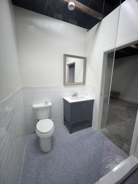 123 E C St, Wilmington, CA for sale - Building Photo - Image 2 of 18