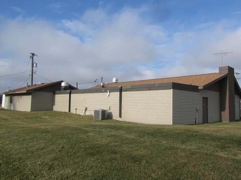 4425 Highway 55, Medina, MN for sale - Building Photo - Image 3 of 19
