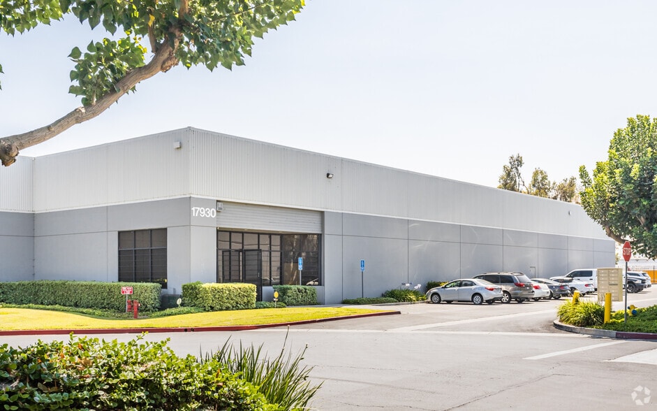 17930-17940 Ajax Cir, City Of Industry, CA for lease - Primary Photo - Image 1 of 9
