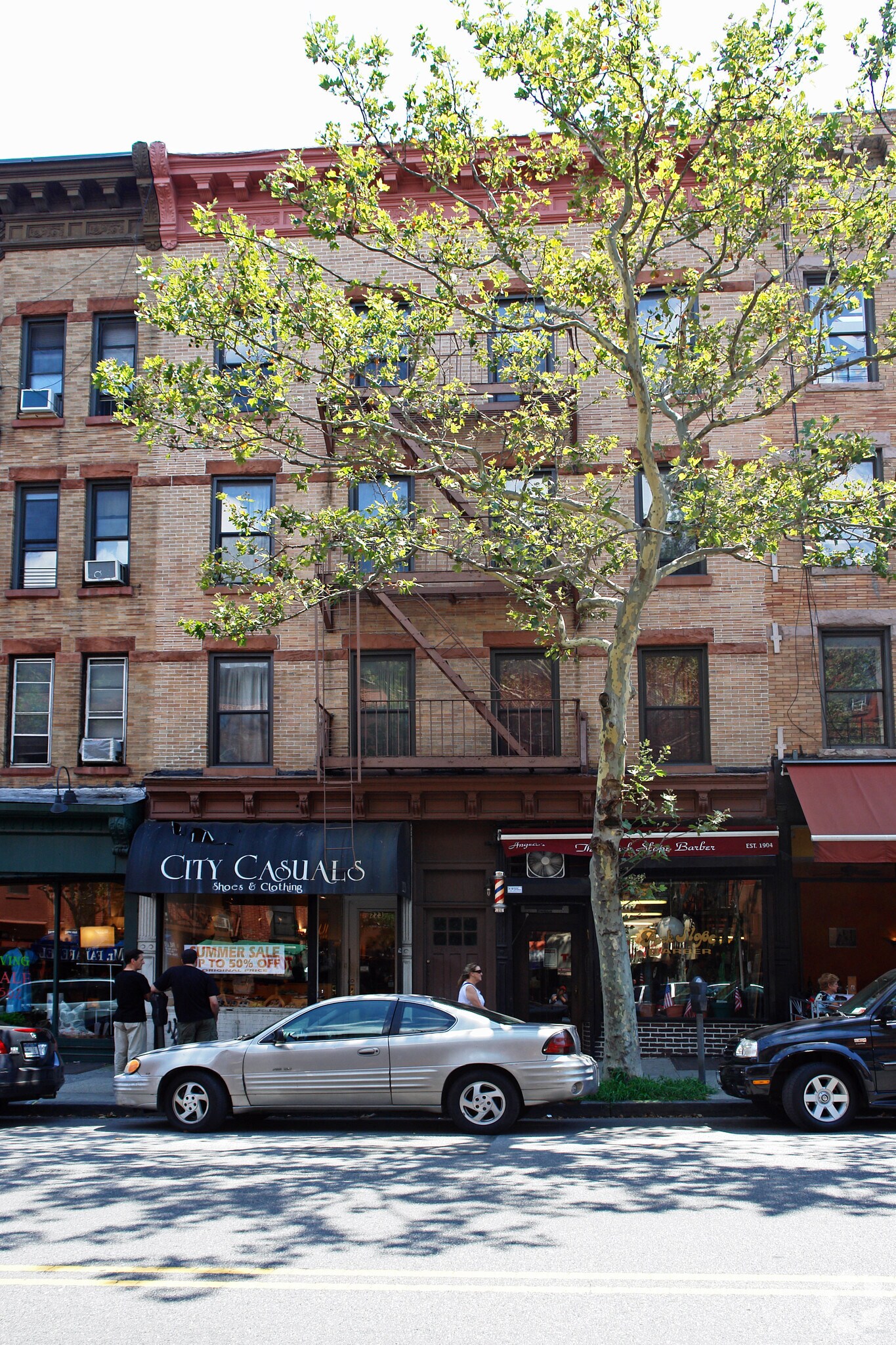 223 7th Ave, Brooklyn, NY for sale Primary Photo- Image 1 of 1