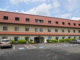 415 Boston Tpke, Shrewsbury MA - Office Space