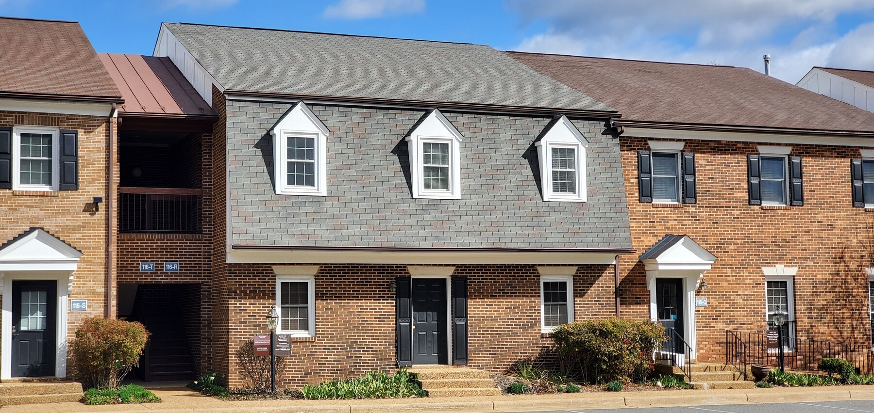 116 Edwards Ferry Rd NE, Leesburg, VA 20176