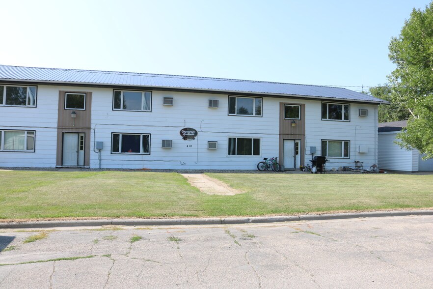 410 14th Ave, Langdon, ND 58249