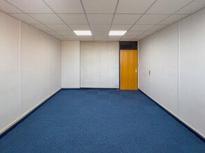 Bilton Way, Lutterworth for lease Interior Photo- Image 2 of 4