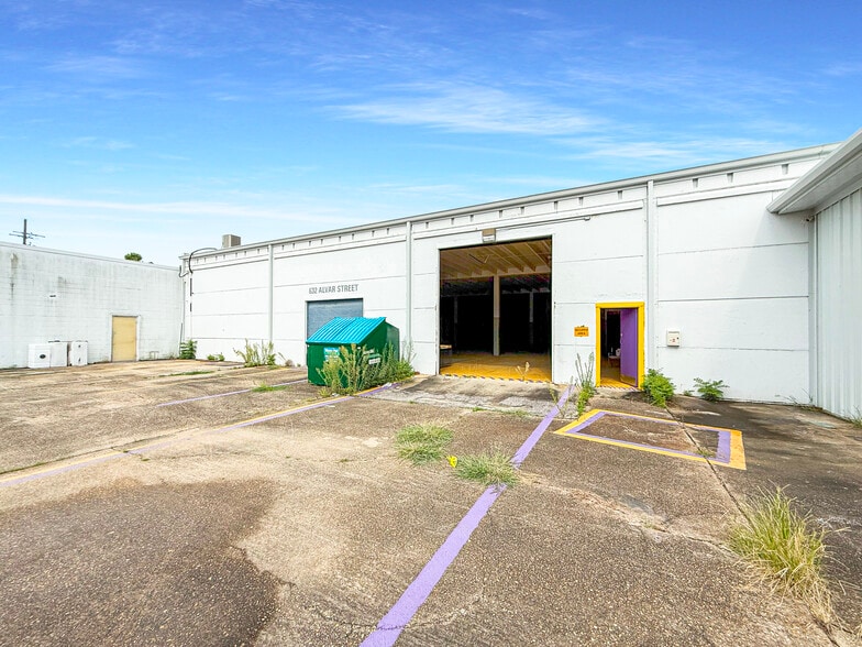 632 Alvar St, New Orleans, LA for lease - Building Photo - Image 3 of 13