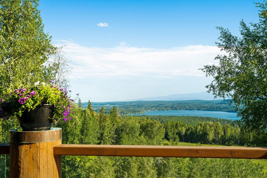 2750 Big Mountain Rd, Whitefish, MT for sale - Building Photo - Image 3 of 84