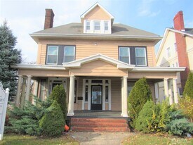 177 Livingston Ave, New Brunswick NJ - Loft