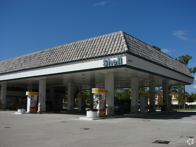 13870 Wellington Trace, Wellington, FL for sale - Building Photo - Image 3 of 5