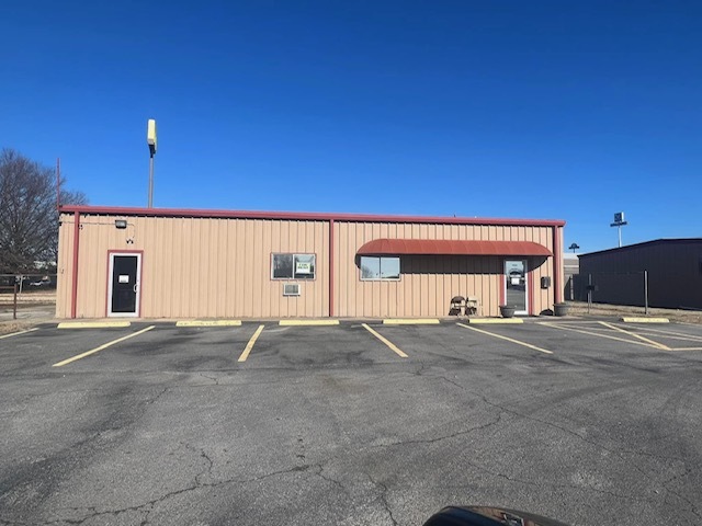 102 Commerce Dr, Alma, AR for sale Building Photo- Image 1 of 11