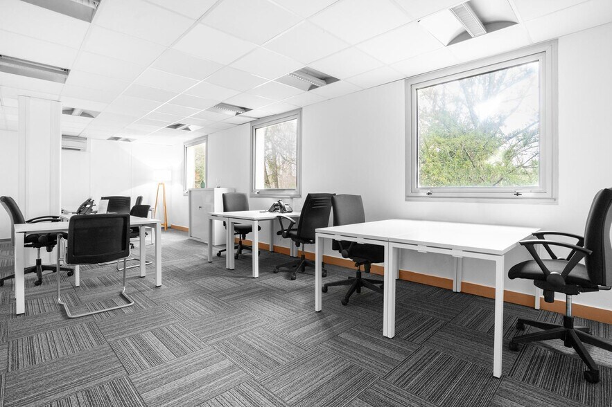 81 Boulevard Pierre 1er, Le Bouscat for lease - Interior Photo - Image 2 of 16