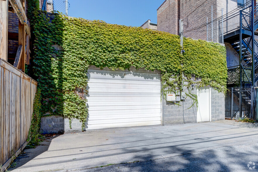 2133 W Division St, Chicago, IL for lease - Building Photo - Image 3 of 8