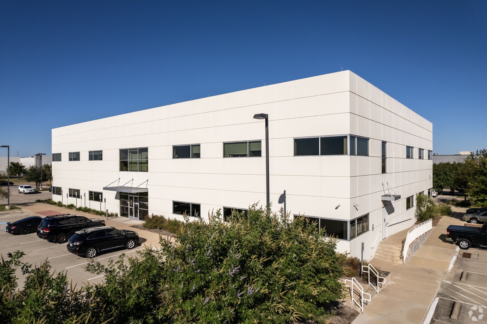 4090 Mapleshade Ln, Plano, TX for sale Primary Photo- Image 1 of 1