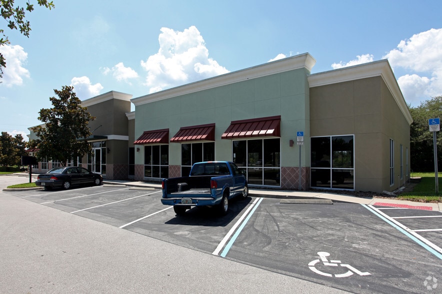731 Stirling Center Pl, Lake Mary, FL for lease - Building Photo - Image 3 of 18