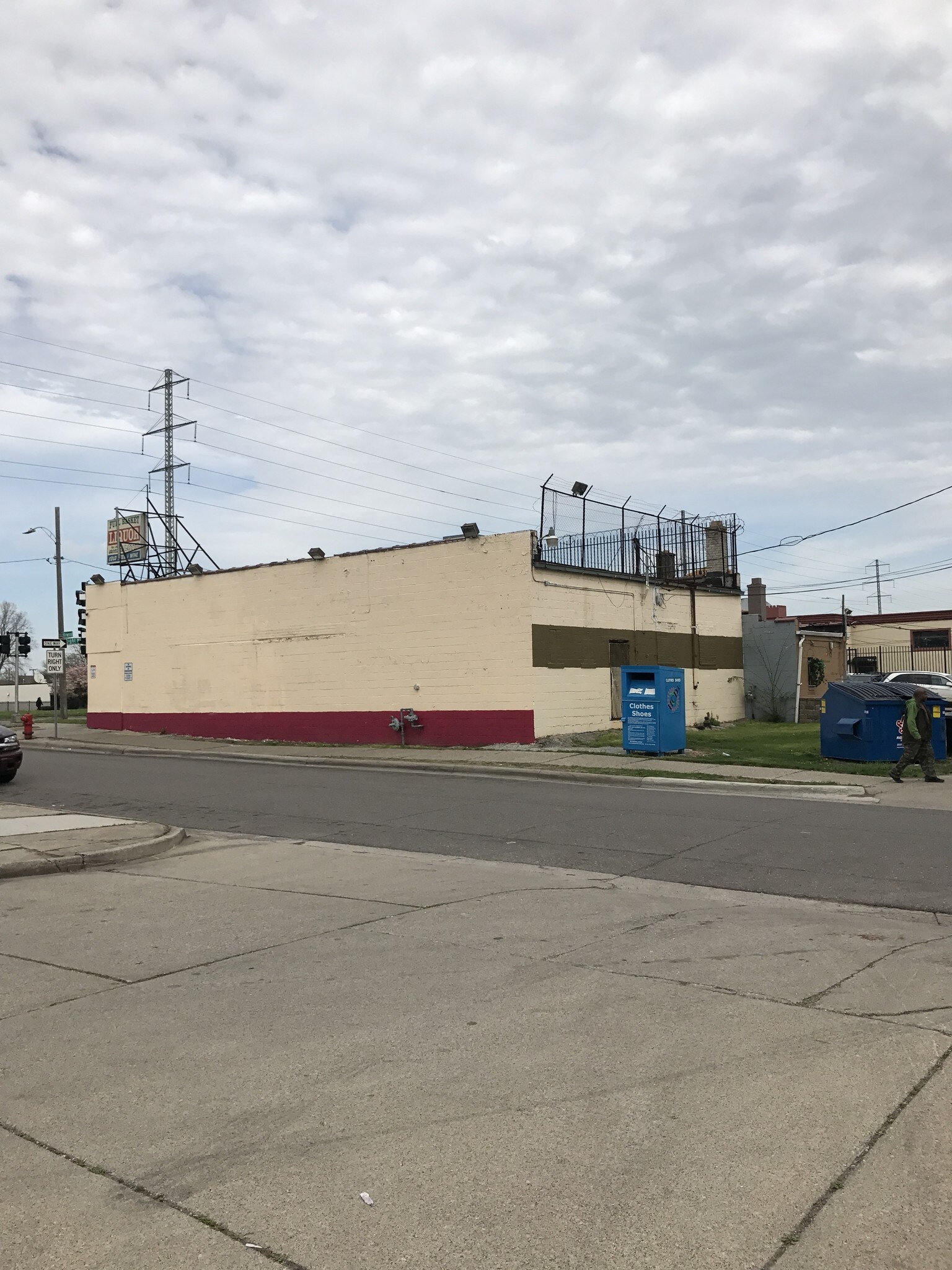 10345 W 8 Mile Rd, Detroit, MI for sale Primary Photo- Image 1 of 1