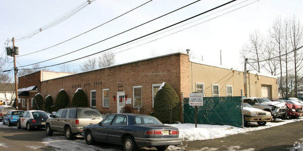 2380 Beryllium Rd, Scotch Plains, NJ for sale - Primary Photo - Image 1 of 1