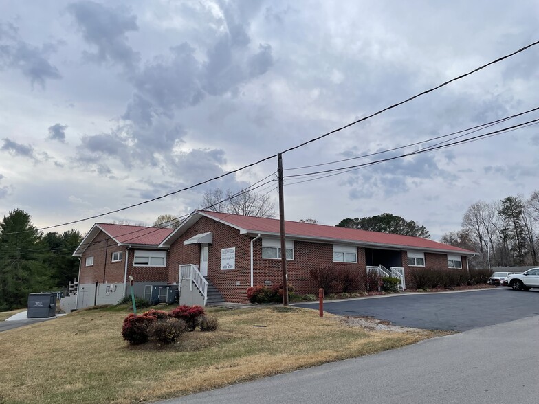 345 Garfield St, McMinnville, TN for sale - Building Photo - Image 3 of 5