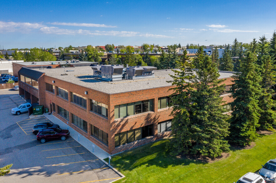 2725 12th St NE, Calgary, AB for lease - Building Photo - Image 3 of 3