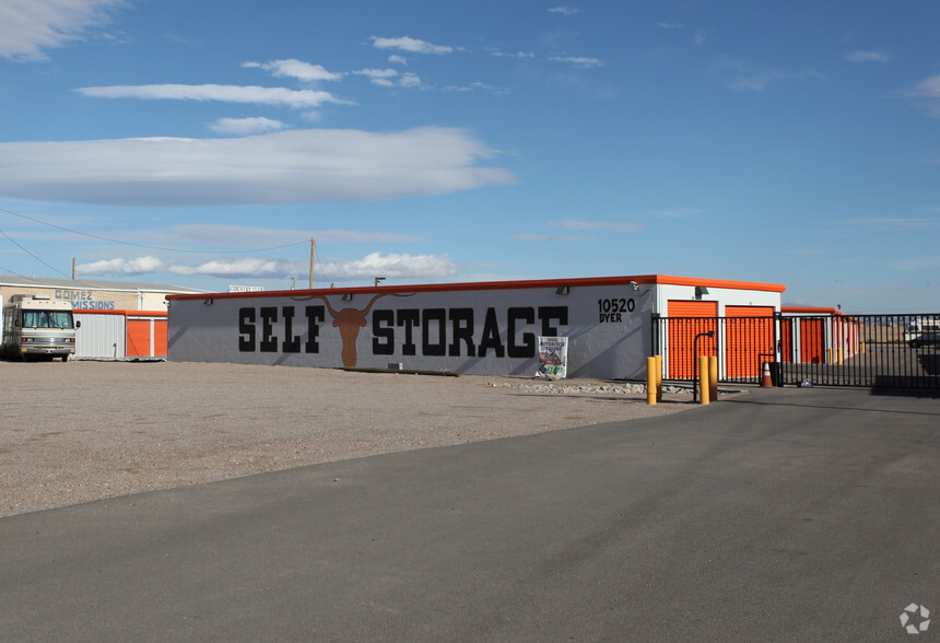 10520 Dyer St, El Paso, TX for sale - Primary Photo - Image 1 of 1