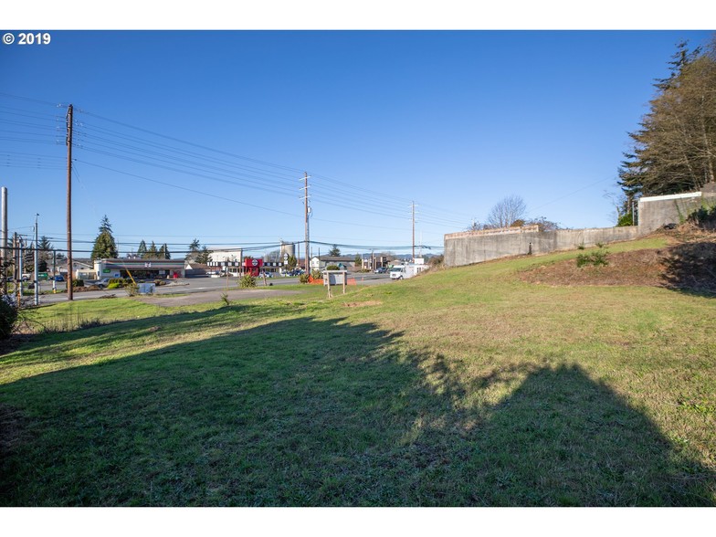 63034 Highway 101, Coos Bay, OR for sale - Building Photo - Image 2 of 3