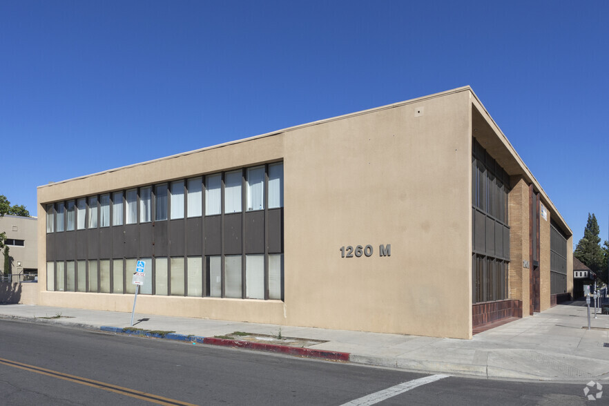 1260 M St, Fresno, CA for lease - Building Photo - Image 3 of 3