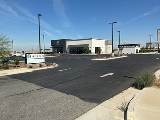 More details for 1428 Merle Haggard Dr, Bakersfield, CA - Retail for Sale