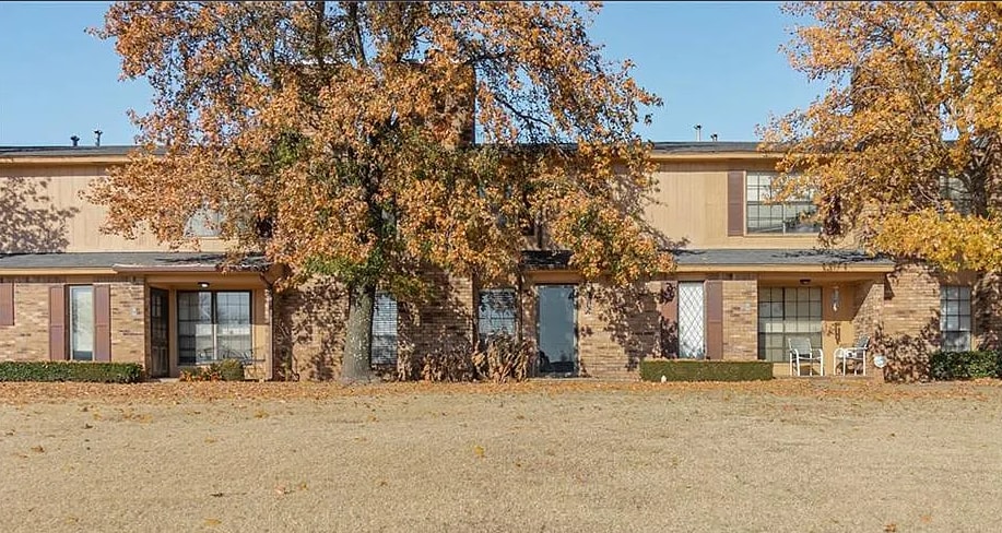812 Two Forty Pl, Oklahoma City, OK for sale Primary Photo- Image 1 of 31