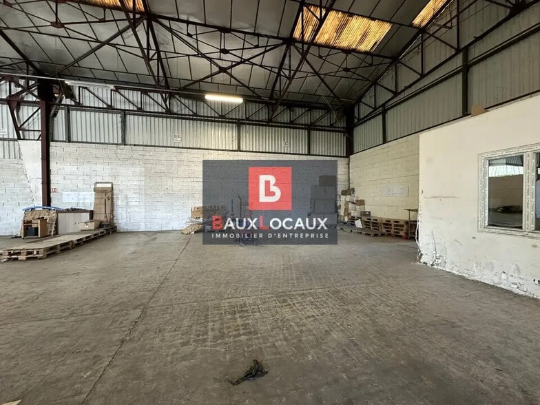Industrial in Avignon for lease - Interior Photo - Image 2 of 12