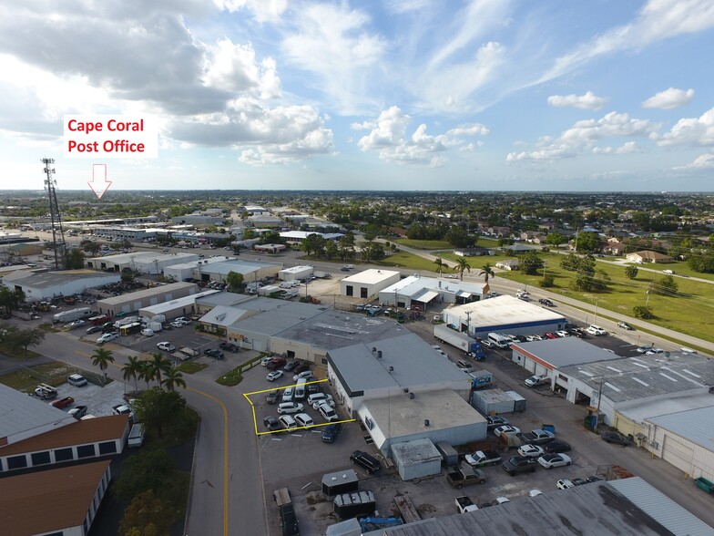 1203 SE 9th Ter, Cape Coral, FL for sale - Building Photo - Image 3 of 57