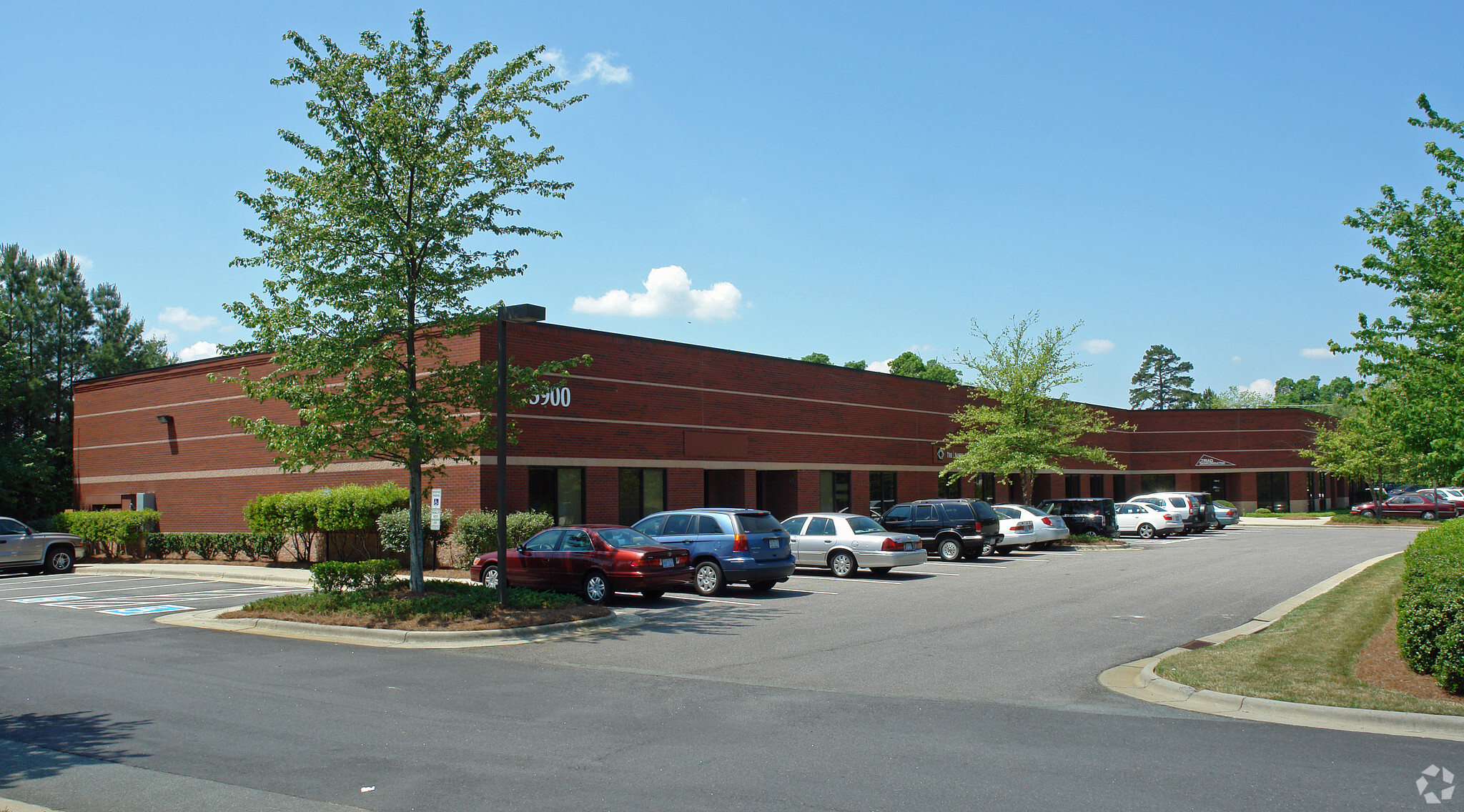 3900 Westpoint Blvd, Winston-Salem, NC for lease Primary Photo- Image 1 of 5