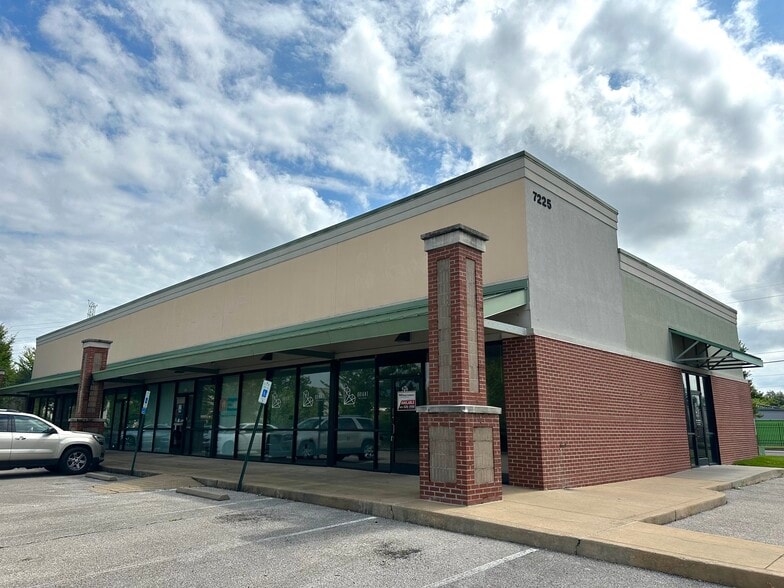 7166-7225 Winchester Rd, Memphis, TN for lease - Building Photo - Image 2 of 7