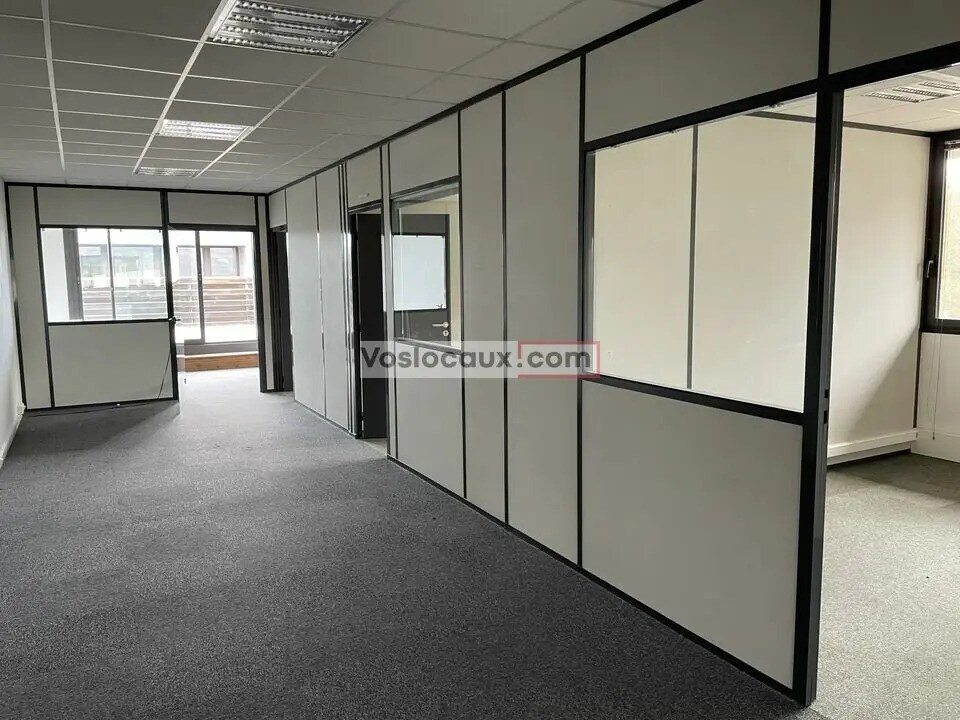 Office in Valbonne for lease Building Photo- Image 1 of 6