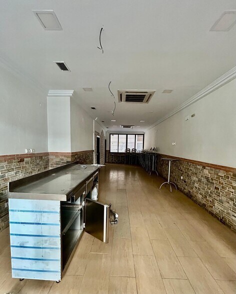 Retail in Córdoba for sale - Building Photo - Image 1 of 5
