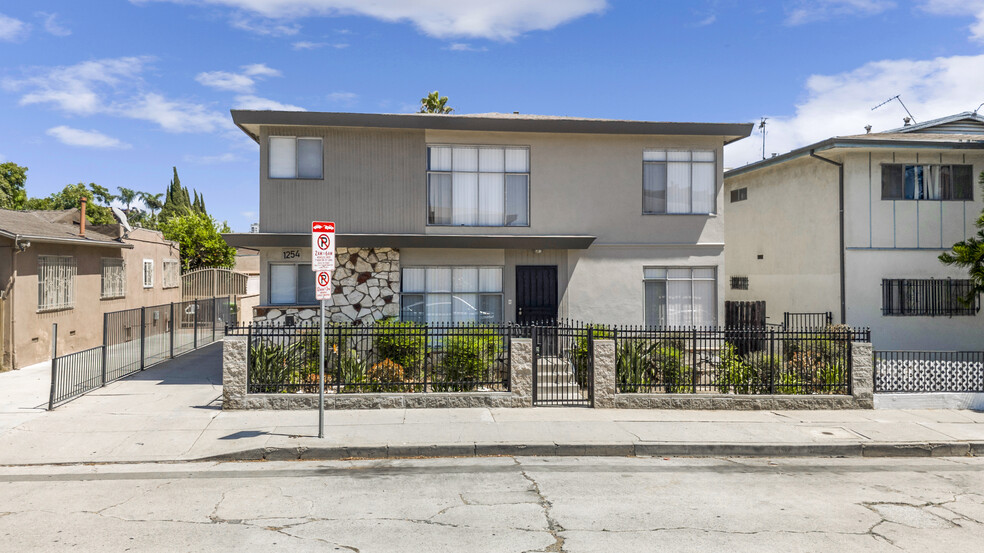 1252 N Mansfield Ave, Los Angeles, CA for sale - Building Photo - Image 3 of 21