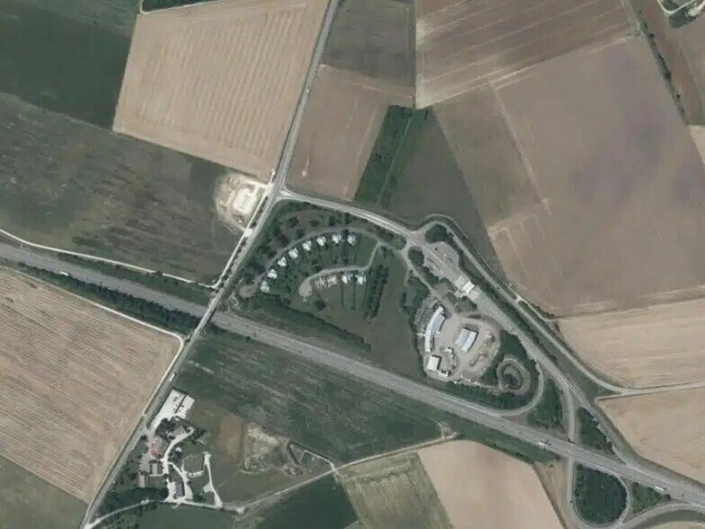 Land in Magnant for sale - Aerial - Image 2 of 2