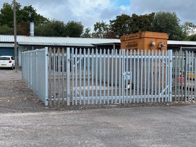 Pynes Hl, Exeter for lease - Building Photo - Image 3 of 4